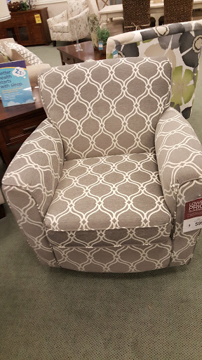 Furniture Store «Raymour & Flanigan Furniture and Mattress Store», reviews and photos, 526 NJ-70, Brick, NJ 08723, USA