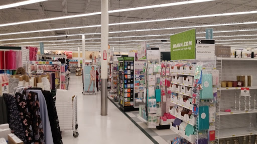 Fabric Store «Jo-Ann Fabrics and Crafts», reviews and photos, 6901 Pearl Rd, Middleburg Heights, OH 44130, USA