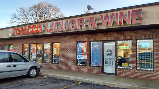 Liquor Store «Arya Tobacco & LIQUOR», reviews and photos, 310 E State St #9, Sycamore, IL 60178, USA
