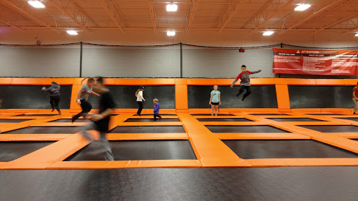 Shopping Mall «Shops at CenterPoint», reviews and photos, 3665 28th St SE, Grand Rapids, MI 49512, USA