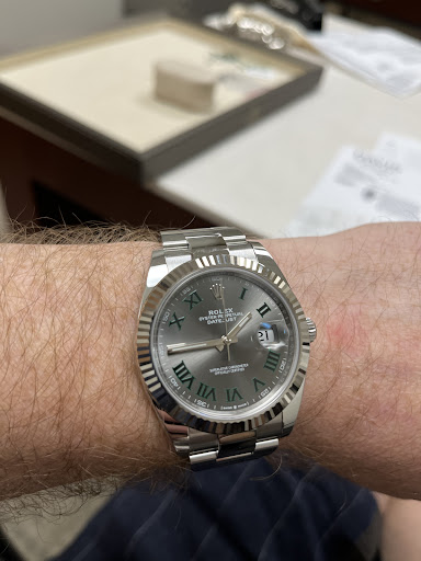 Jewelry Store «Davis Jewelers», reviews and photos, 9901 Forest Green Blvd, Louisville, KY 40223, USA