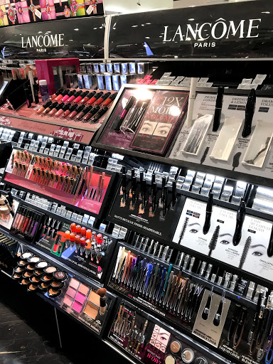 Cosmetics Store «SEPHORA», reviews and photos, 2414 E Sunrise Blvd #2204, Fort Lauderdale, FL 33304, USA