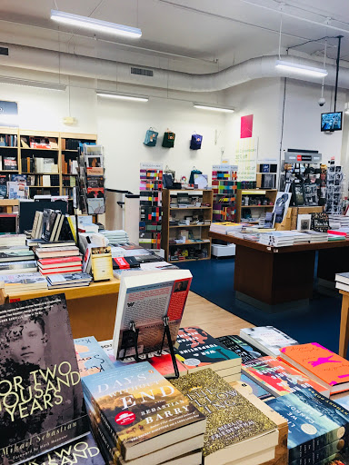 Book Store «Labyrinth Books», reviews and photos, 122 Nassau St, Princeton, NJ 08542, USA