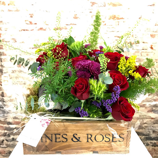 Wines & Roses Flowers ONLINE
