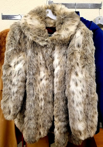 Thrift Store «Thrifty Bargains», reviews and photos, 1472 Bridge St, Yuba City, CA 95993, USA