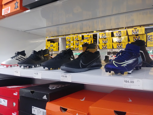 Shoe Store «WSS», reviews and photos, 3000 W Century Blvd, Inglewood, CA 90303, USA