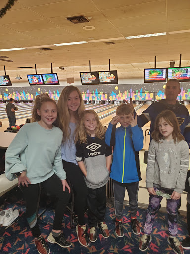 Bowling Alley «Cave Springs Lanes», reviews and photos, 4055 Mexico Rd, St Peters, MO 63376, USA