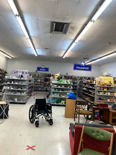 Thrift Store «Goodwill Industries of Greater Cleveland & East Central Ohio», reviews and photos, 12650A Rockside Rd, Cleveland, OH 44125, USA
