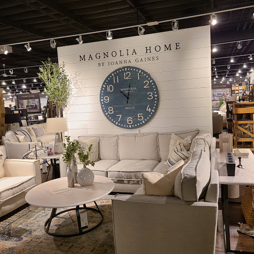 Furniture Store «Living Spaces - San Leandro», reviews and photos, 250 Floresta Blvd, San Leandro, CA 94578, USA