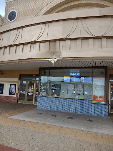 Movie Theater «Regal Cinemas Palladium 14 & IMAX», reviews and photos, 5830 Samet Dr, High Point, NC 27265, USA