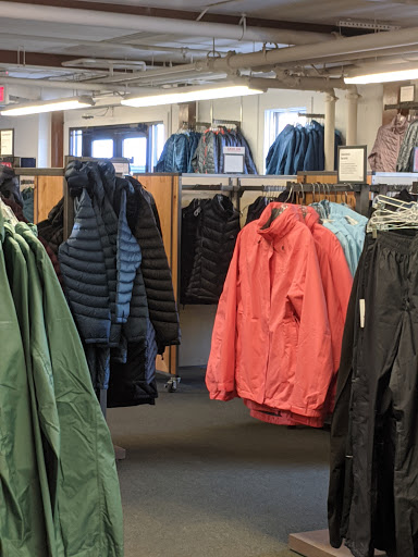  «L.L. Bean», reviews and photos, 8 Glen Rd, West Lebanon, NH 03784, USA