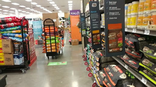 Pet Supply Store «Petco Animal Supplies», reviews and photos, 31419 Pacific Hwy S, Federal Way, WA 98003, USA