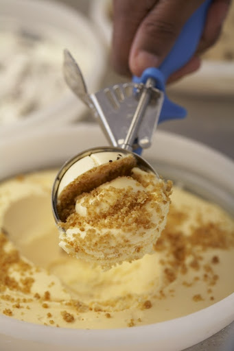 Ice Cream Shop «Coolhaus», reviews and photos, 59 E Colorado Blvd, Pasadena, CA 91103, USA