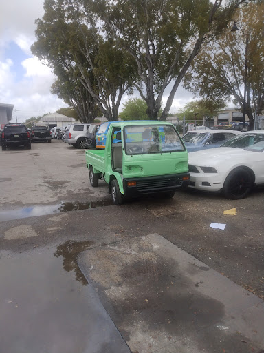 Auto Body Shop «Maaco Collision Repair & Auto Painting», reviews and photos, 4118 Fowler St, Fort Myers, FL 33901, USA