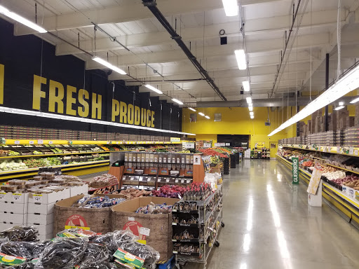 Grocery Store «Food 4 Less», reviews and photos, 131 Spreckels Ave, Manteca, CA 95336, USA