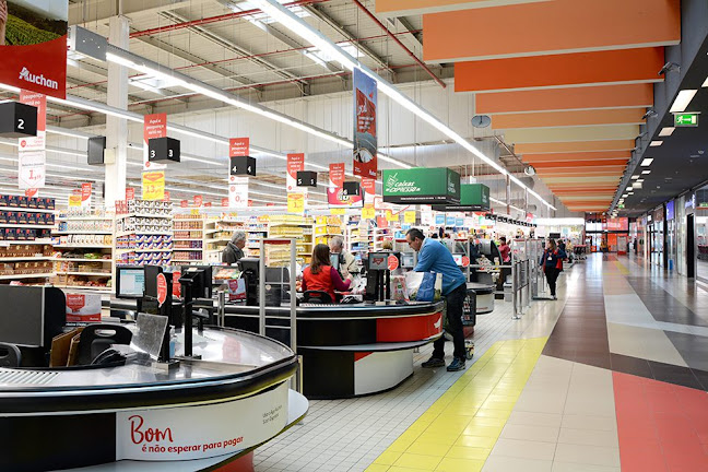 Avaliações doGaleria Comercial Auchan Famalicão em Vila Nova de Famalicão - Shopping Center