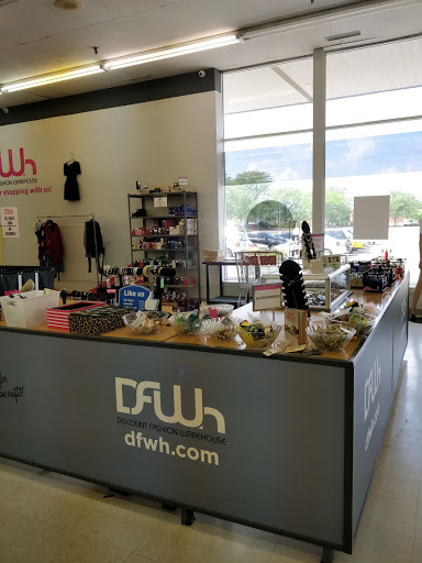 Discount Store «Discount Fashion Warehouse Kettering», reviews and photos, 2836 Wilmington Pike, Kettering, OH 45419, USA