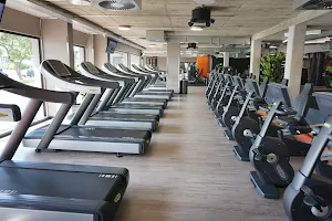 FitX Fitnessstudio image