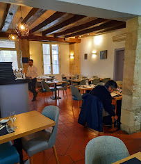 Atmosphère du Restaurant gastronomique Restaurant La Deuvalière à Tours - n°3