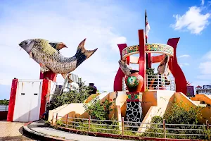 Wisata Ikon Jelawat image