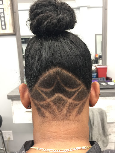 Barber Shop «Hills barber shop», reviews and photos, 7223 Austin St, Forest Hills, NY 11375, USA