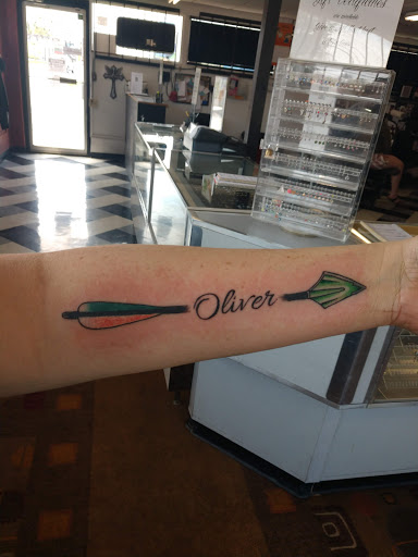 Tattoo Shop «Ink Slingers», reviews and photos, 1355 E Kearney St, Springfield, MO 65803, USA