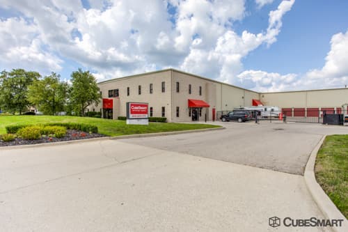 Self-Storage Facility «CubeSmart Self Storage», reviews and photos, 707 Enterprise Dr, Lewis Center, OH 43035, USA