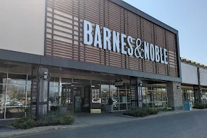 Barnes & Noble image