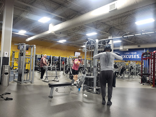 Gym «Club Fitness», reviews and photos, 1443 Bass Pro Drive, St Charles, MO 63301, USA