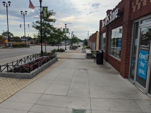 Shipping and Mailing Service «The UPS Store», reviews and photos, 1503 Main St, Grandview, MO 64030, USA