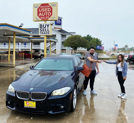 Used Car Dealer «Houston Used Auto Sales», reviews and photos, 8725 Cypress Creek Pkwy, Houston, TX 77070, USA