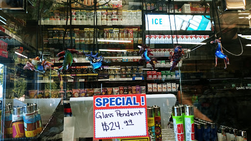 Tobacco Shop «2 Way Smoke Shop», reviews and photos, 7422 N 51st Ave, Glendale, AZ 85301, USA