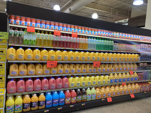 Grocery Store «Super Mercados El Guero», reviews and photos, 850 N Farnsworth Ave, Aurora, IL 60505, USA