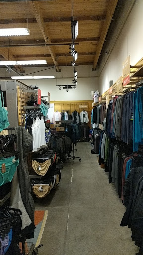 Camping Store «REI», reviews and photos, 7410 SW Bridgeport Rd, Tigard, OR 97224, USA