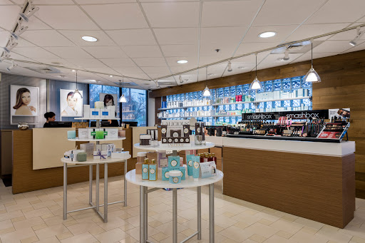 Beauty Salon «About Faces Day Spa & Salon Timonium», reviews and photos, 110 W Timonium Rd # 1A, Lutherville, MD 21093, USA