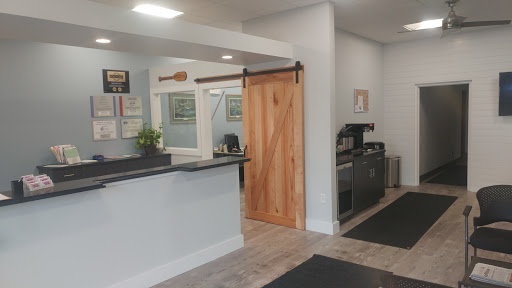 Auto Body Shop «Hopkins Auto Body», reviews and photos, 10889 Excelsior Blvd, Hopkins, MN 55343, USA