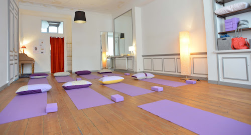 LAURENCE MOUTON Sophrologue, Psychanalyste, Yoga, Ashtanga Vinyasa, Location salle - Lille à Lille