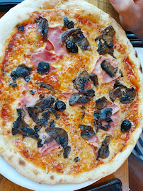 Pizza du Restaurant Les Mouettes à Belgodère - n°10