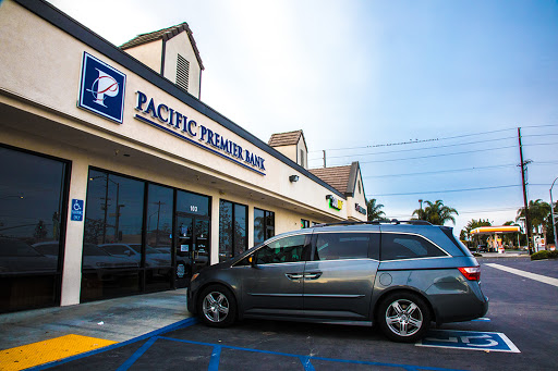 Public sector bank Huntington Beach