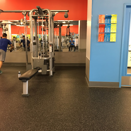 Gym «Blink Fitness Ozone Park», reviews and photos, 102-16 Liberty Ave, Ozone Park, NY 11416, USA