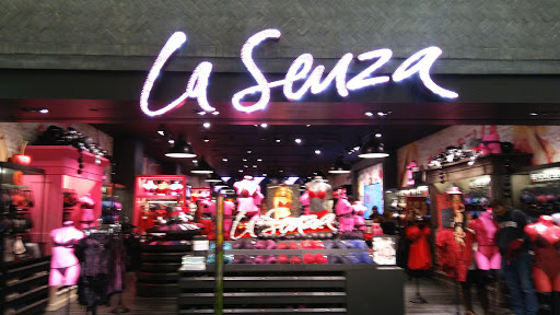 Shopping Mall «Southlake Mall», reviews and photos, 2109 Southlake Mall, Merrillville, IN 46410, USA