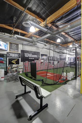 Sportswear Store «Between The Lines», reviews and photos, 13802 N Scottsdale Rd #127, Scottsdale, AZ 85254, USA