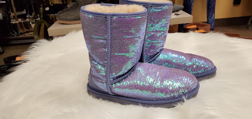 Clothing Store «Passion For Fashion», reviews and photos, 12767 Chillicothe Rd, Chesterland, OH 44026, USA