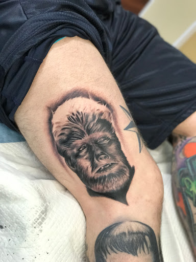 Tattoo Shop «Boundless Tattoo Company», reviews and photos, 16030 S Lincoln Hwy #106, Plainfield, IL 60586, USA