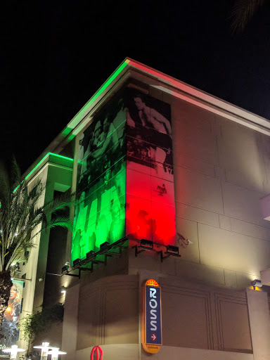 Movie Theater «AMC Burbank 16», reviews and photos, 125 Palm Ave, Burbank, CA 91502, USA