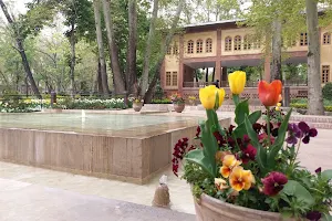 Persian Garden image
