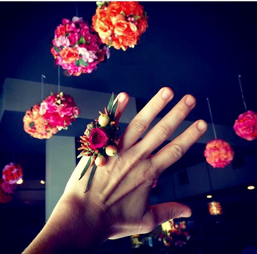 Florist «Columbia Florist & Nursery Inc», reviews and photos, 24377 Royalton Rd, Columbia Station, OH 44028, USA