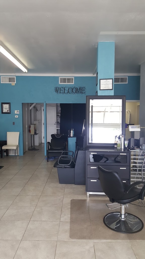 Divine Shears & Spa 79109