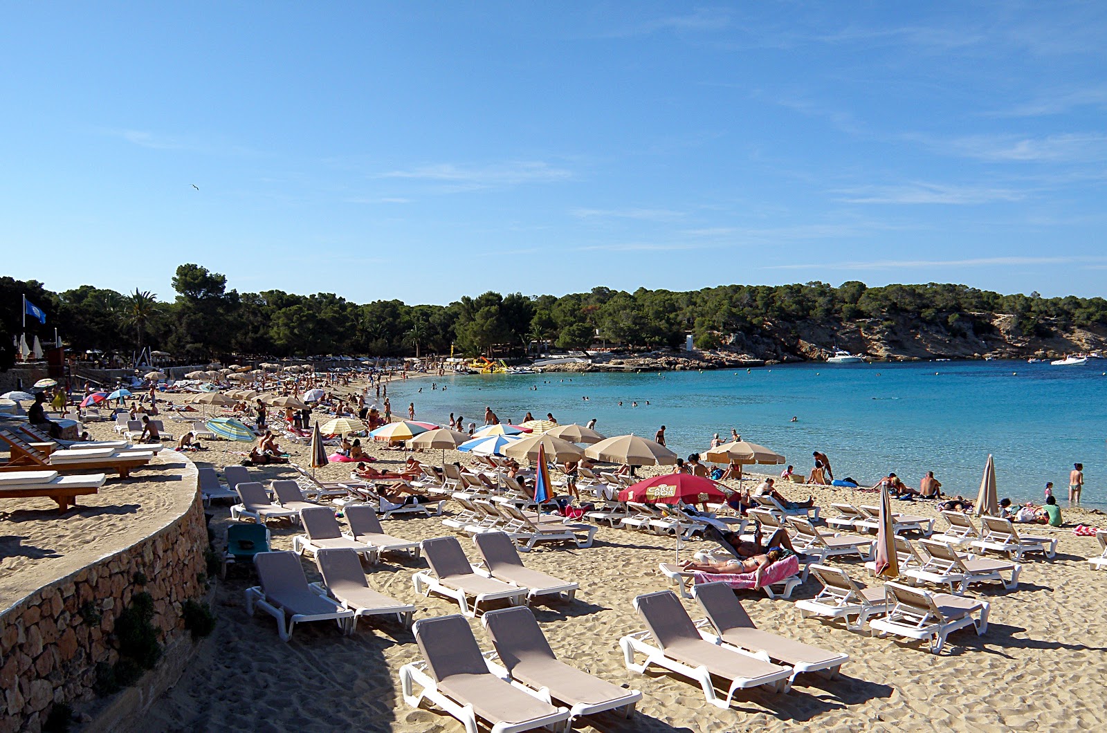 Foto van Cala Bassa met ruime baai