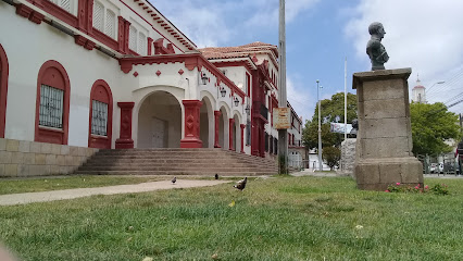 Liceo Bicentenario Gregorio Cordovez